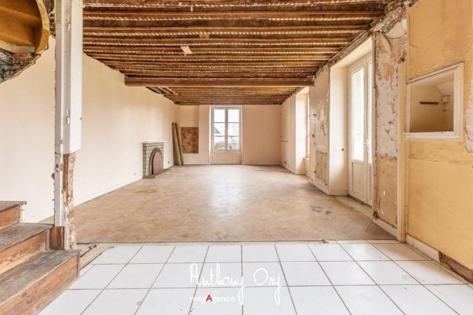 A vendre Maison en pierre 74 mÂ² 14500 Vire Normandie