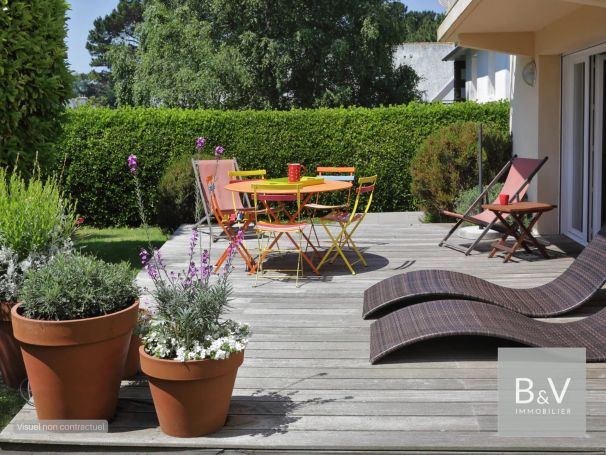 A vendre APPARTEMENT T3 60 M²rez-de-jardin CAGNES SUR MER