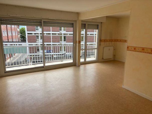 A louer APPARTEMENT T2 75 M2  LISIEUX