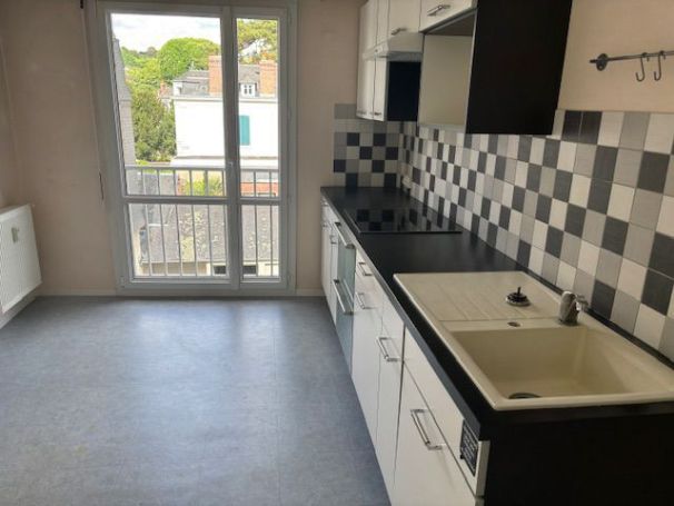 A louer APPARTEMENT T2 75 M2  LISIEUX
