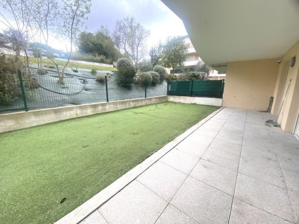 A louer APPARTEMENT T3 62 M2  MARSEILLE 13EME