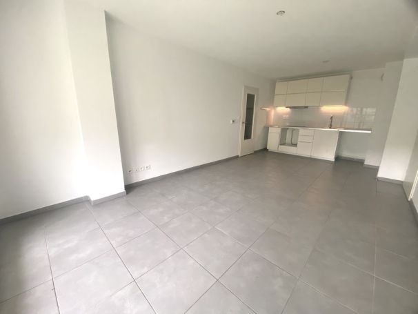 A louer APPARTEMENT T3 62 M2  MARSEILLE 13EME