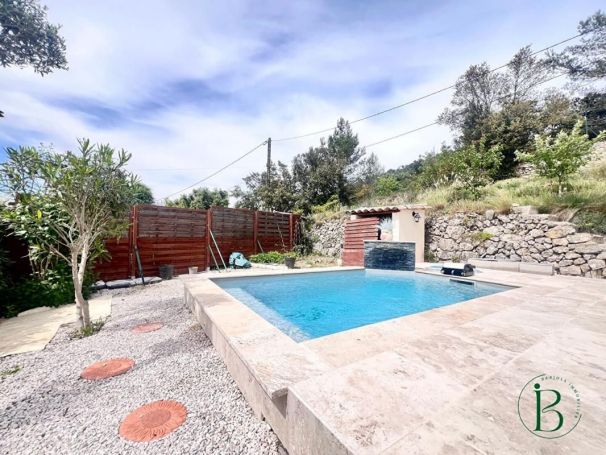 A louer MAISON  4 PIECES 145 M2  VARAGES