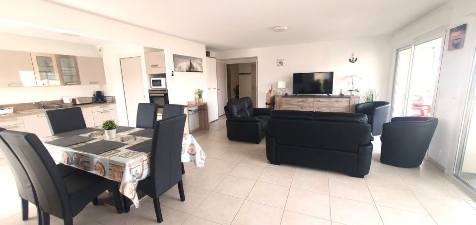 A louer APPARTEMENT DUPLEX T5 142 M2 BORD DE MER SAINTE MAXIME