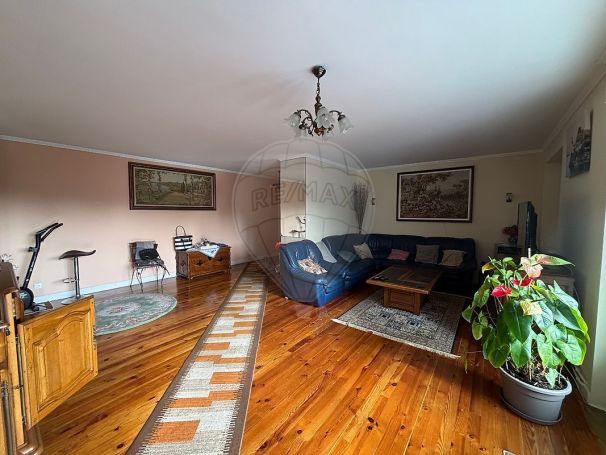 A louer APPARTEMENT T3 105 M2  DAX