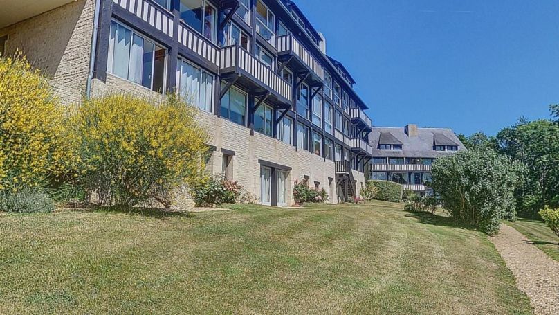 A louer APPARTEMENT DUPLEX T5 118 M2 BORD DE MER TOURGEVILLE