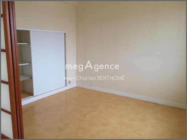 A louer APPARTEMENT T3 52 M2 BORD DE MER LES SABLES D OLONNE