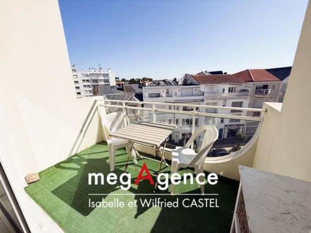 A louer APPARTEMENT DUPLEX T4 62 M2 BORD DE MER LES SABLES D OLONNE