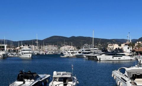 A louer APPARTEMENT T2 48 M2 TERRASSE BORD DE MER COGOLIN