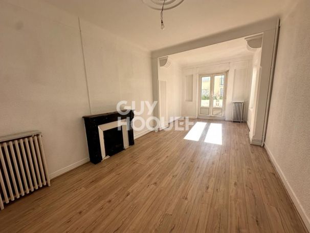 A louer APPARTEMENT T5 100 M2 TERRASSE  PERPIGNAN