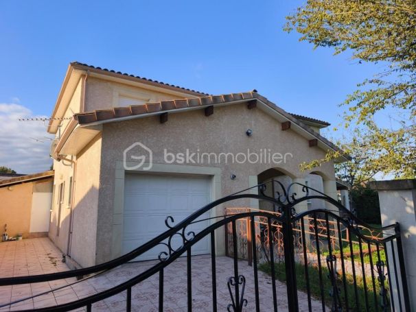 A louer MAISON  6 PIECES 160 M2  PAU