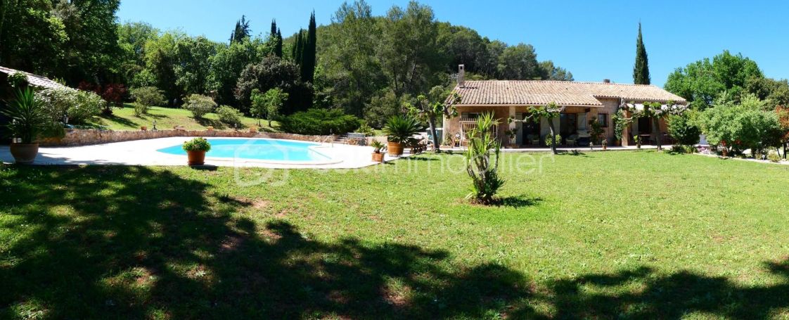 A louer MAISON  5 PIECES 139 M2  LES ARCS