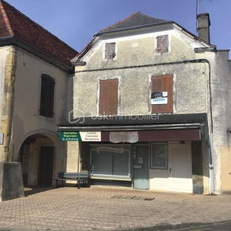 A louer APPARTEMENT T7 170 M2  LEMBEYE
