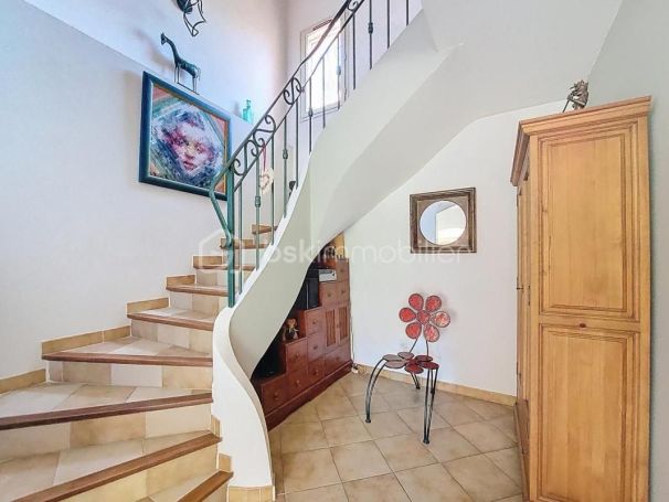 A louer MAISON  CONTEMPORAINE VUE MER OLLIOULES