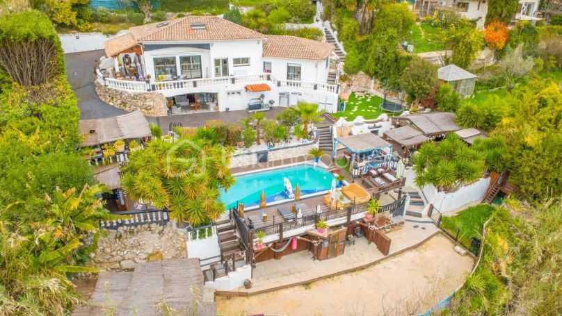 A louer MAISON  6 PIECES 147 M2 BORD DE MER SAINT JEANNET