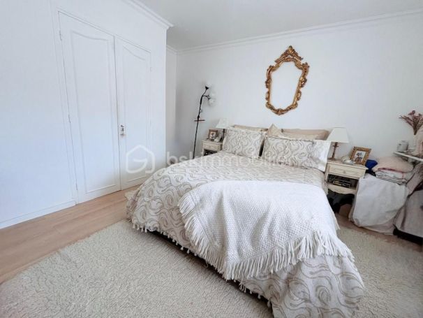 A vendre APPARTEMENT T3 62 M2 BORD DE MER SAINT LAURENT DU VAR