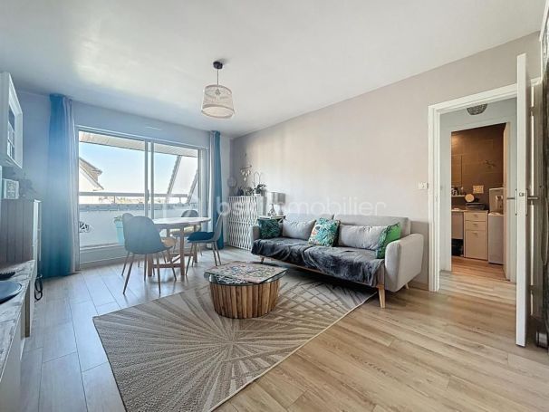A louer APPARTEMENT T3 55 M2 TERRASSE BORD DE MER OUISTREHAM