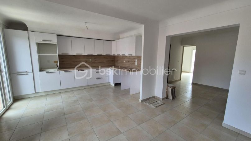 A louer APPARTEMENT NEUF T5 83 M2 BORD DE MER ARGELES SUR MER