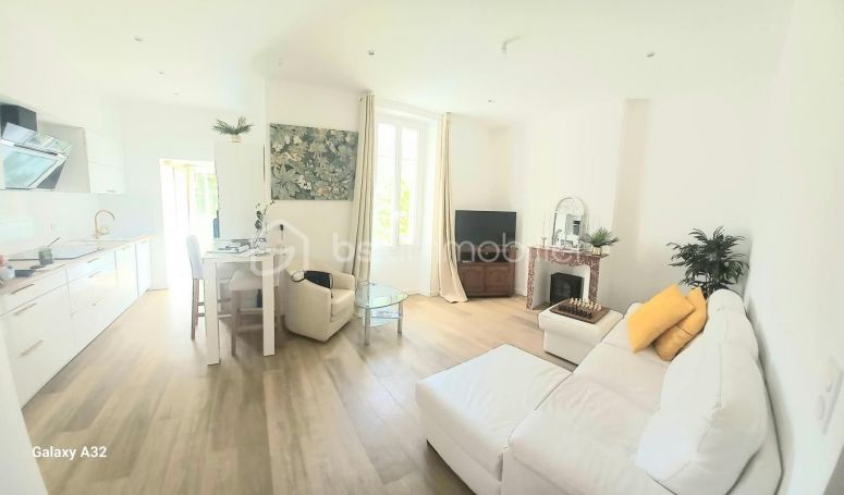 A louer APPARTEMENT NEUF T3 60 M2 BORD DE MER TOULON