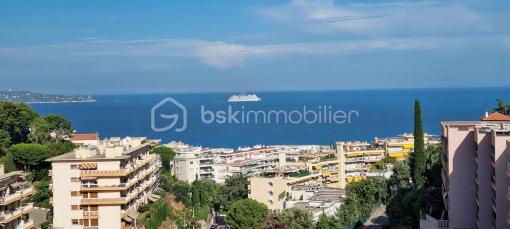 A louer APPARTEMENT T3 57 M2 VUE MER NICE