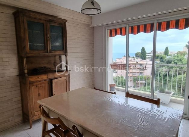 A louer APPARTEMENT T3 57 M2 VUE MER NICE