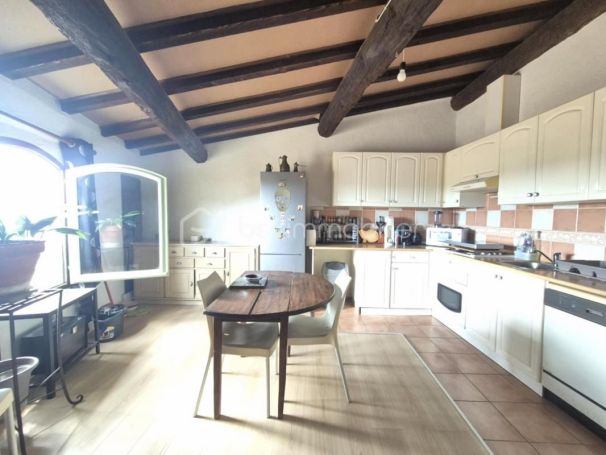 A louer APPARTEMENT T2 52 M2  PEZENAS