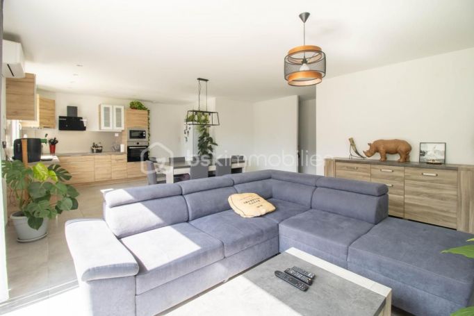 A louer MAISON  4 PIECES 91 M2  SAUZET