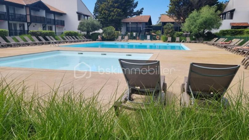 A louer STUDIO  20 M2 BORD DE MER MOLIETS ET MAA