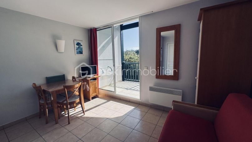 A louer STUDIO  20 M2 BORD DE MER MOLIETS ET MAA