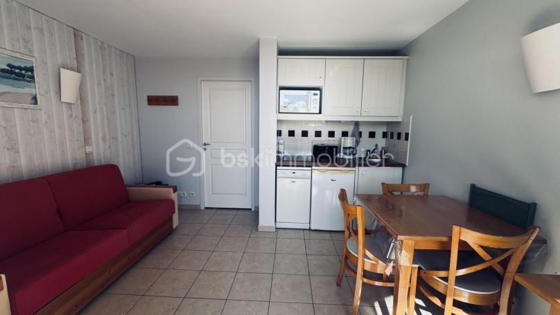 A louer STUDIO  20 M2 BORD DE MER MOLIETS ET MAA