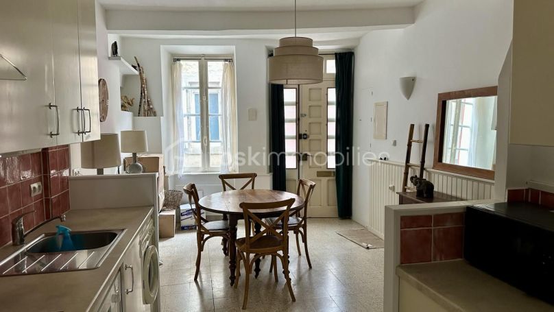 A louer MAISON  DE MAîTRE  FONTCOUVERTE