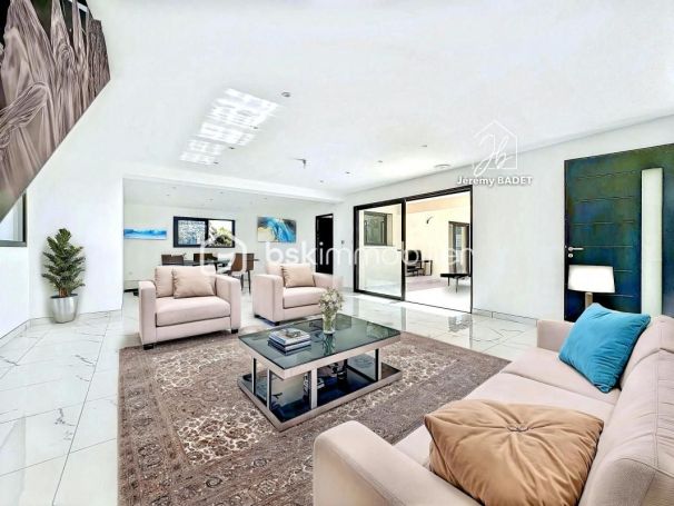 A louer MAISON  CONTEMPORAINE  NIMES