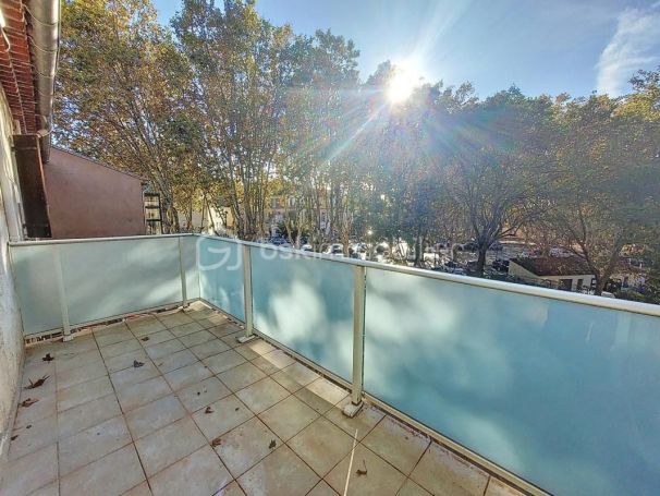 A louer APPARTEMENT DUPLEX T3 46 M2 BORD DE MER SAINT CYR SUR MER