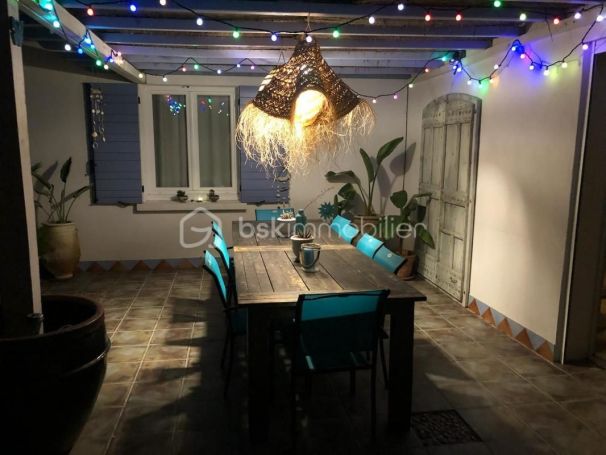 A louer MAISON  5 PIECES 137 M2 BORD DE MER SAUSSET LES PINS