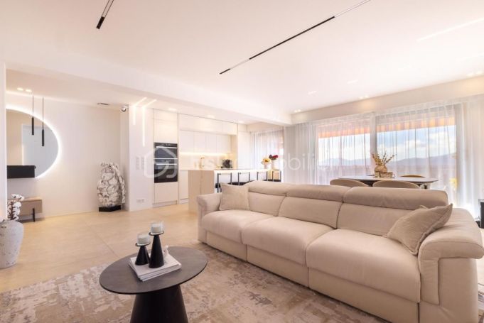 A louer APPARTEMENT DE PRESTIGE T3 83 M2 TERRASSE VUE MER LE CANNET