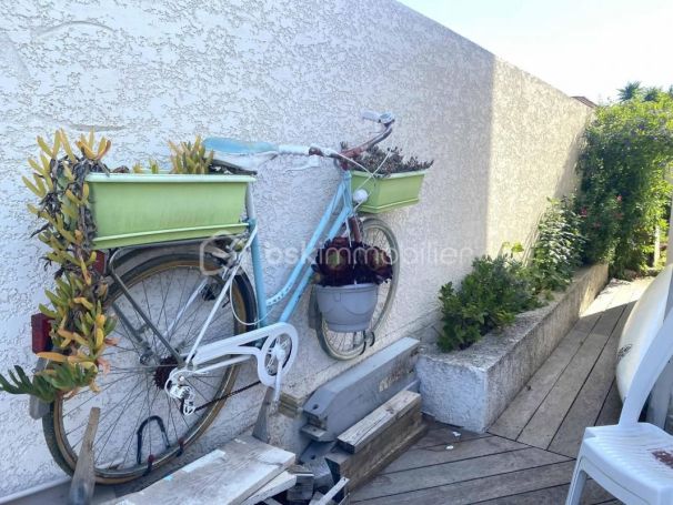 A louer MAISON  CONTEMPORAINE BORD DE MER FRONTIGNAN