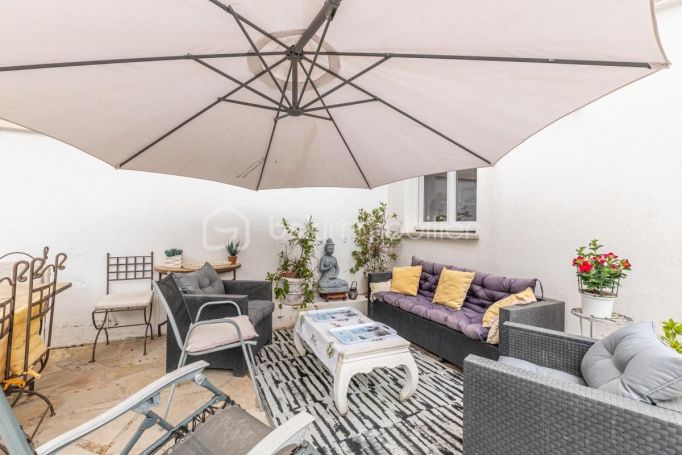 A louer MAISON  3 PIECES 90 M2 BORD DE MER HYERES
