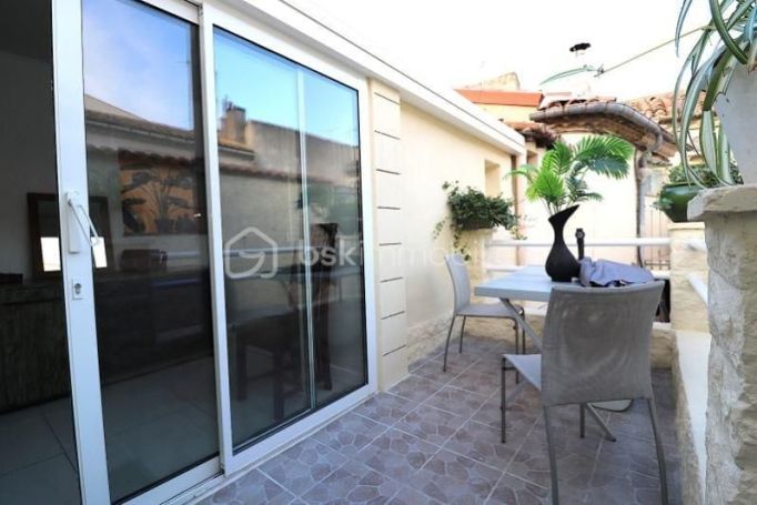 A louer APPARTEMENT NEUF T5 115 M2 TERRASSE  NIMES