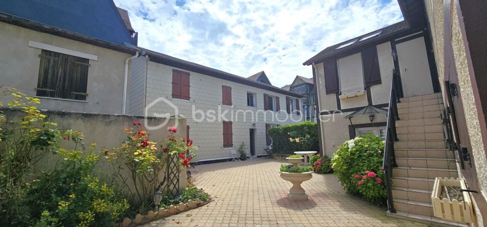A louer APPARTEMENT T2 26 M2 BORD DE MER DEAUVILLE