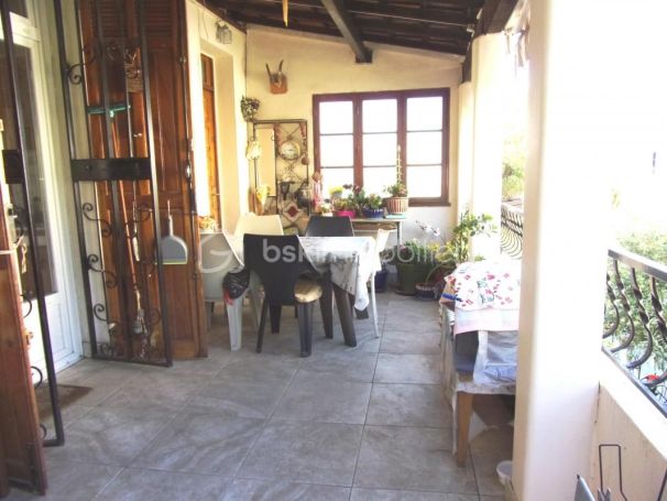 A louer MAISON  7 PIECES 112 M2 BORD DE MER TOULON