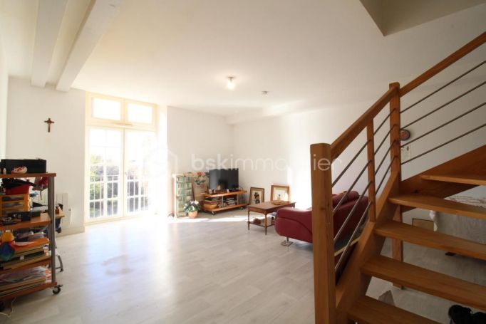 A louer APPARTEMENT T4 105 M2  MONT DE MARSAN