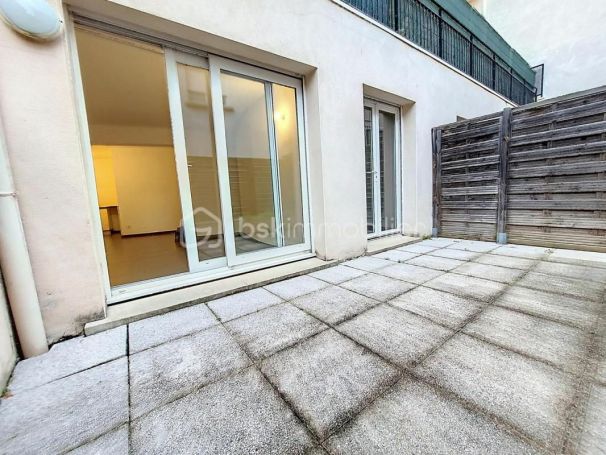 A louer APPARTEMENT T2 43 M2 TERRASSE  NIMES