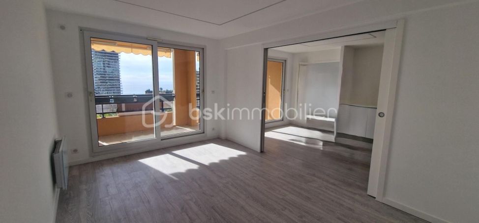 A louer APPARTEMENT T4 78 M2 TERRASSE VUE MER BEAUSOLEIL