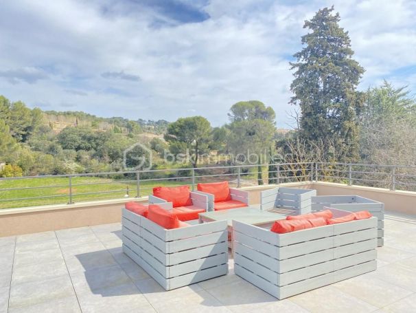 A louer APPARTEMENT T4 98 M2 TERRASSE  AIX EN PROVENCE