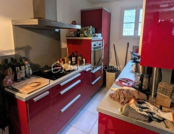 A louer STUDIO  28 M2  AMELIE LES BAINS PALALDA