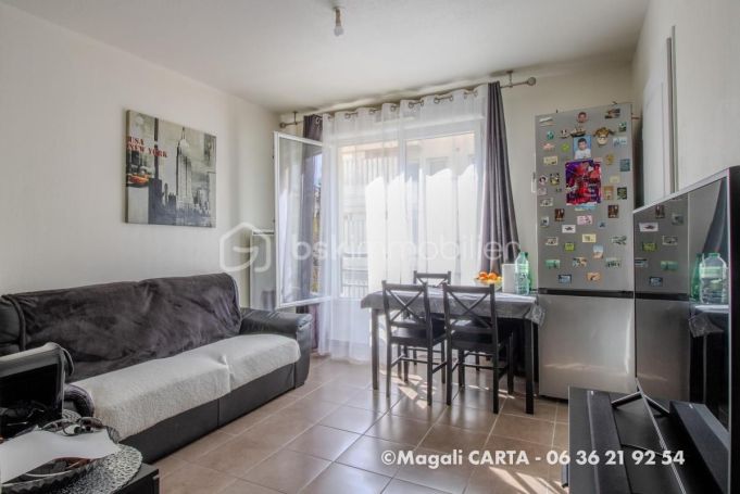 A louer APPARTEMENT T2 35 M2 BORD DE MER LA SEYNE SUR MER