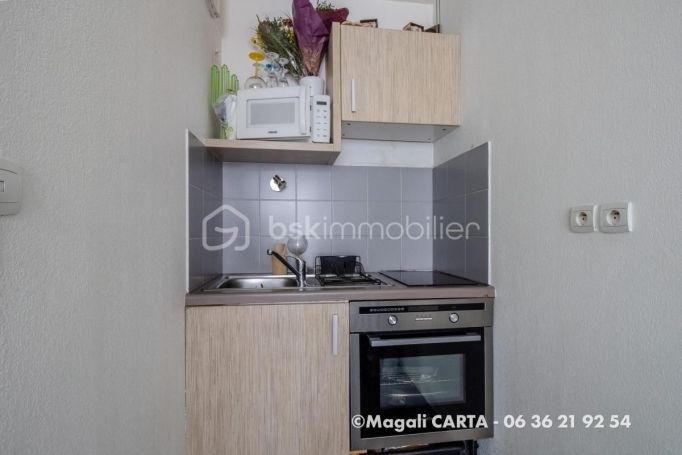 A louer APPARTEMENT T2 35 M2 BORD DE MER LA SEYNE SUR MER