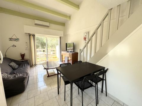 A vendre APPARTEMENT T4 49 M2 TERRASSE BORD DE MER LE CAP D AGDE