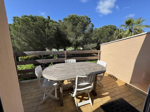 A vendre APPARTEMENT T4 49 M2 TERRASSE BORD DE MER LE CAP D AGDE