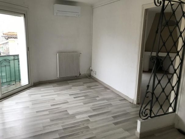 A louer APPARTEMENT T3 59 M2  BEZIERS